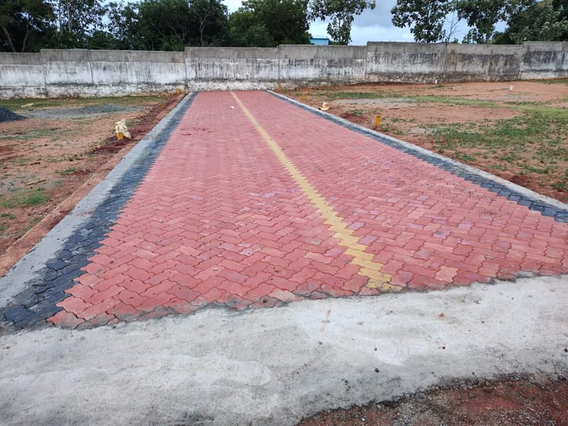 Paver block road inside the Annamalai Nagar layout